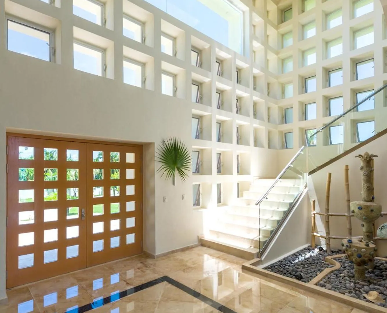 Villa Punta Sam - Beachfront Luxury Villa Канкун