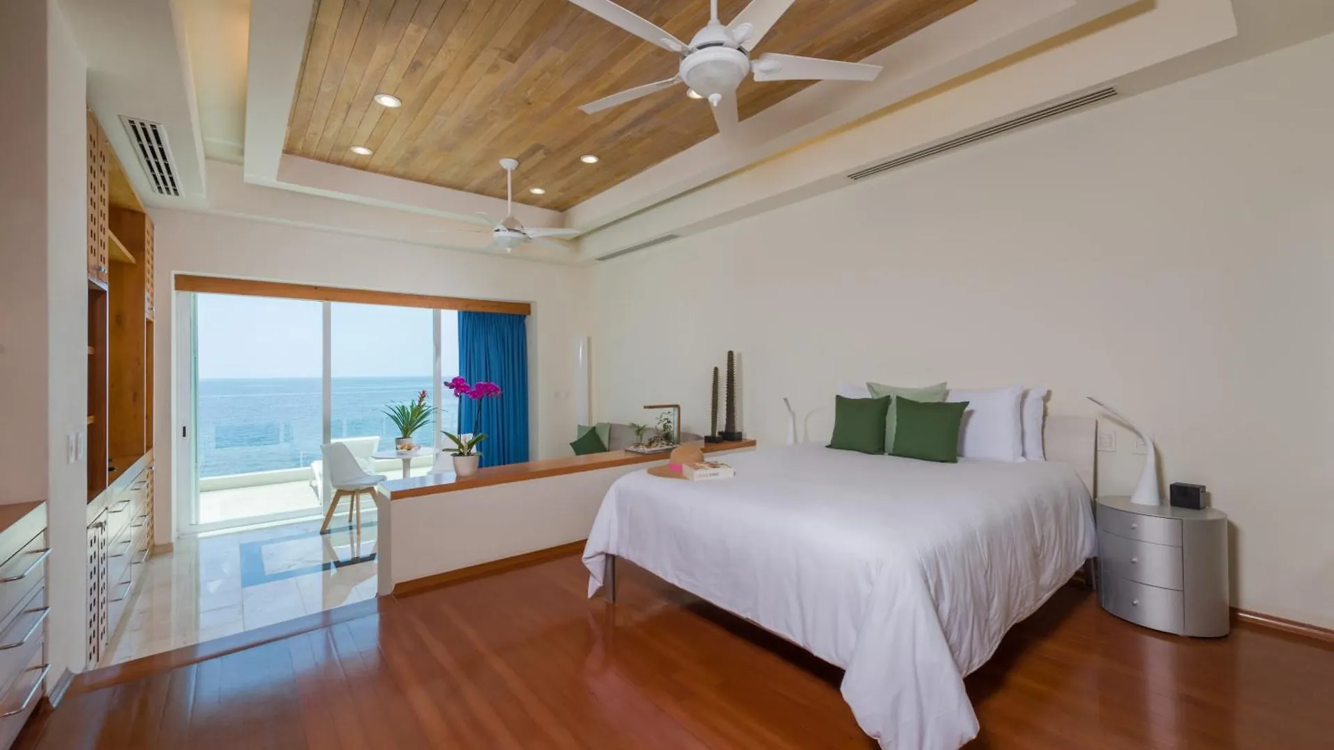 Villa Punta Sam - Beachfront Luxury Villa Канкун Мексика