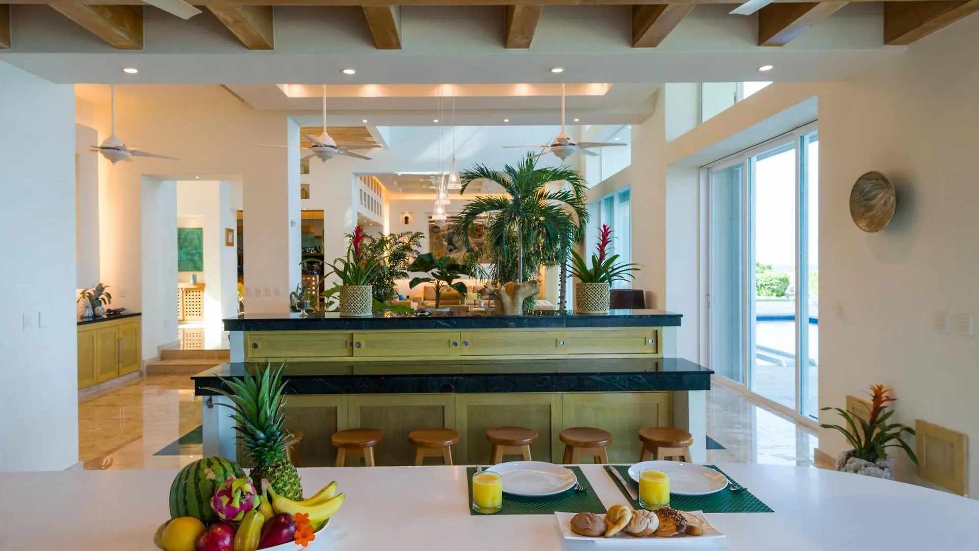 Villa Punta Sam - Beachfront Luxury Villa Канкун